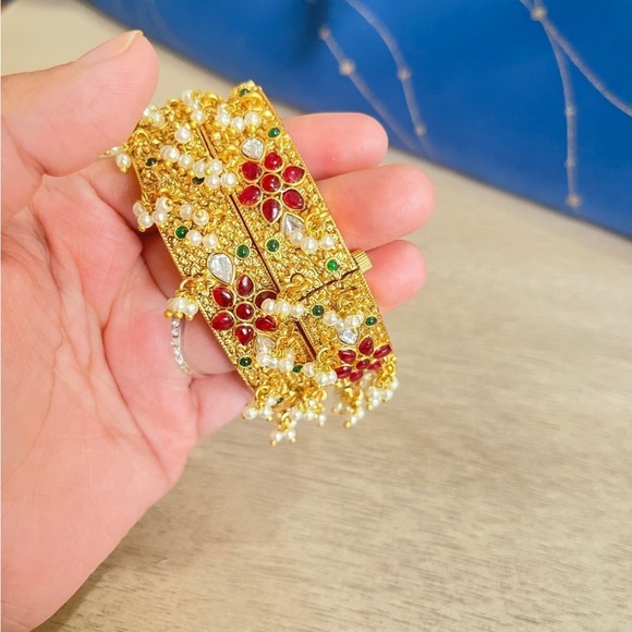 Golden Indian Bangles  - Picture 4 of 5